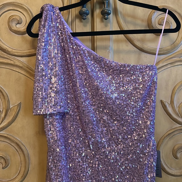 New Love X Design Sequin Below Knee Party Dress Lavender Frost - Picture 3 of 10